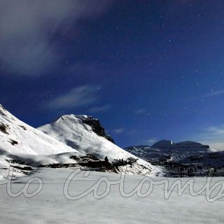 Notte con luna nei piani eterni